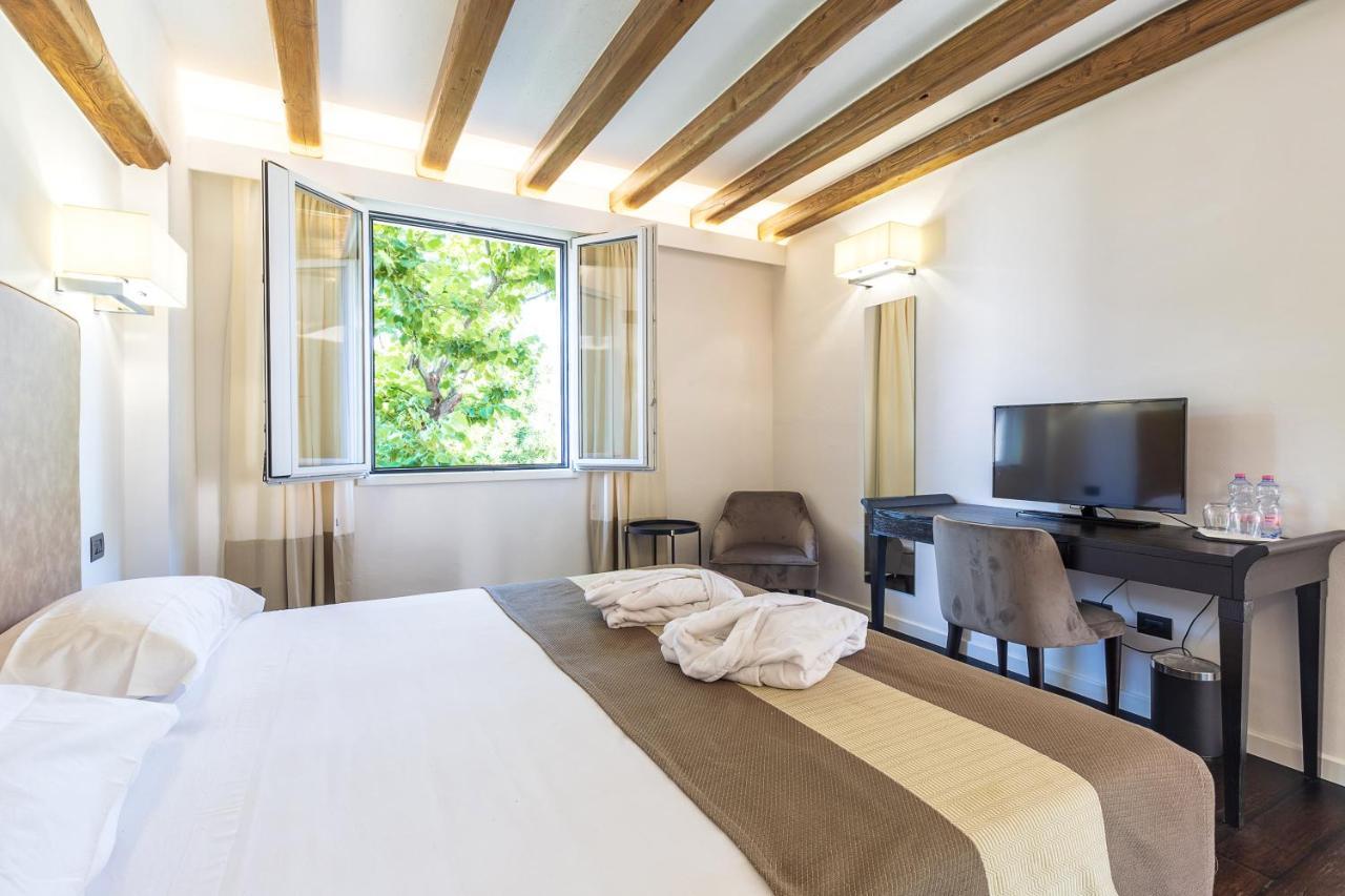 Raphael Hotel 阿尔巴塔克斯 外观 照片